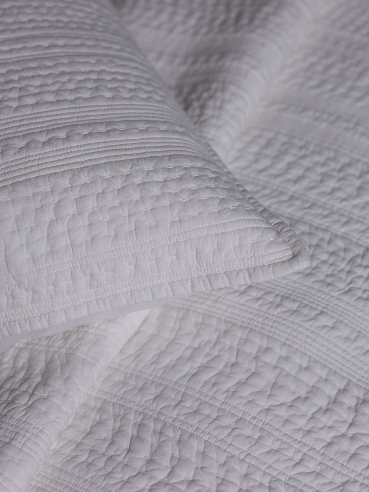 Opal Bedspread Set