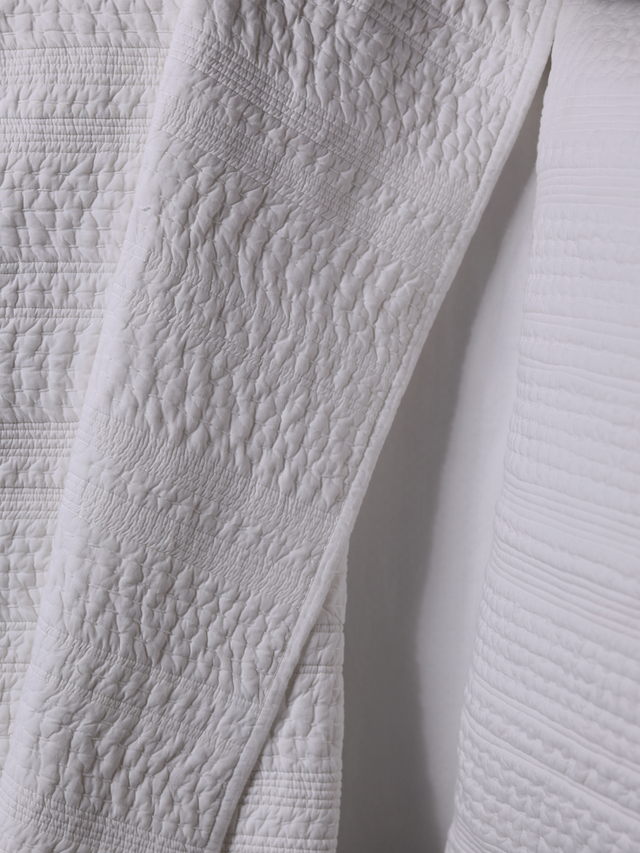 Opal Bedspread Set