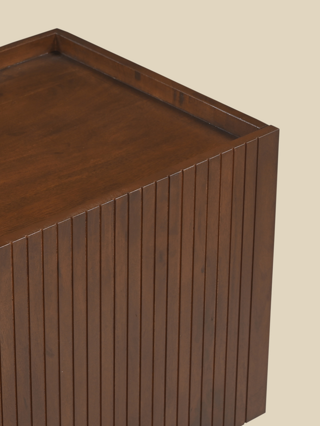 Jenna Mango Wood Media Unit