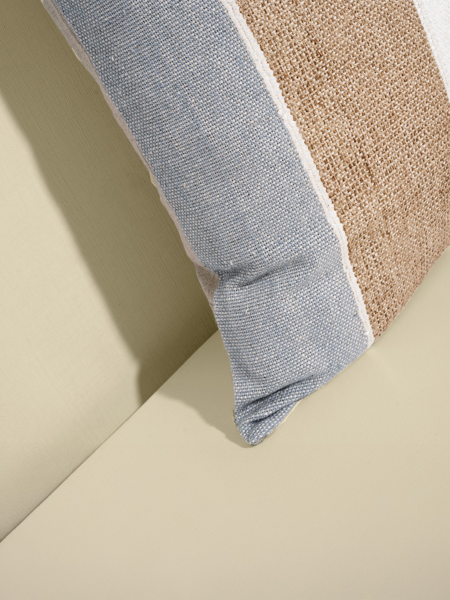 Omio Hand-woven Cushion