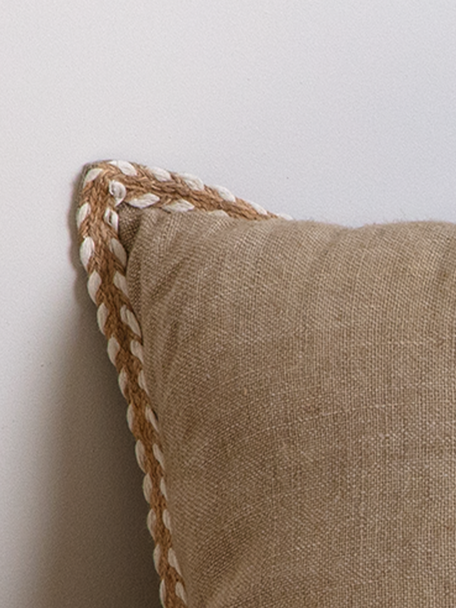 Hamir Beige Hand-woven Cushion