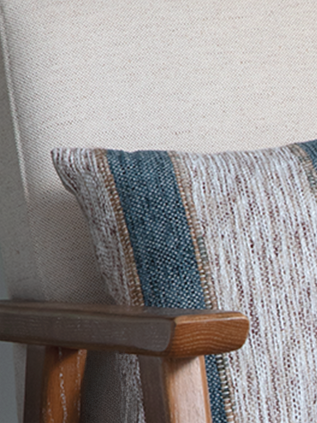 Mirooh Hand-woven Cushion