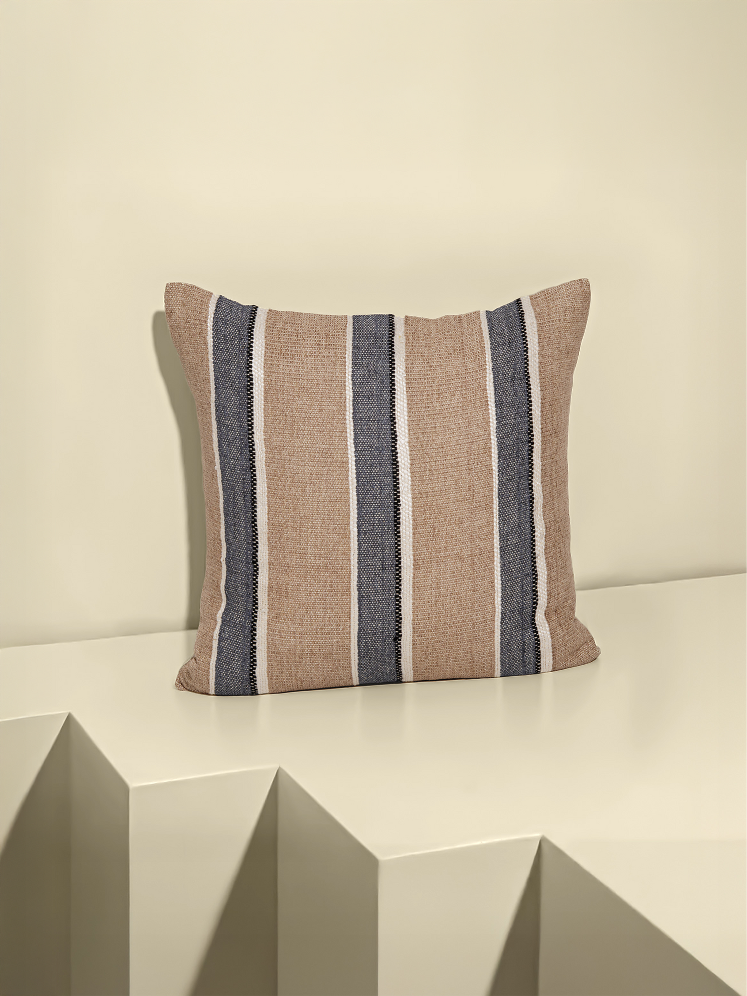 Alaya Hand-woven Cushion