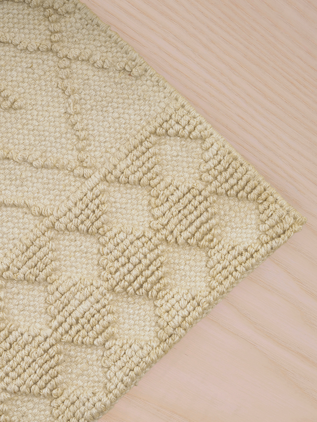Aubrey Hand-woven Jute Rug