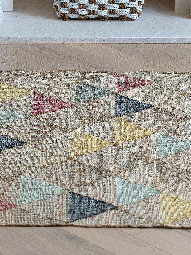 Aleyna Hand-woven Jute Cotton Rug