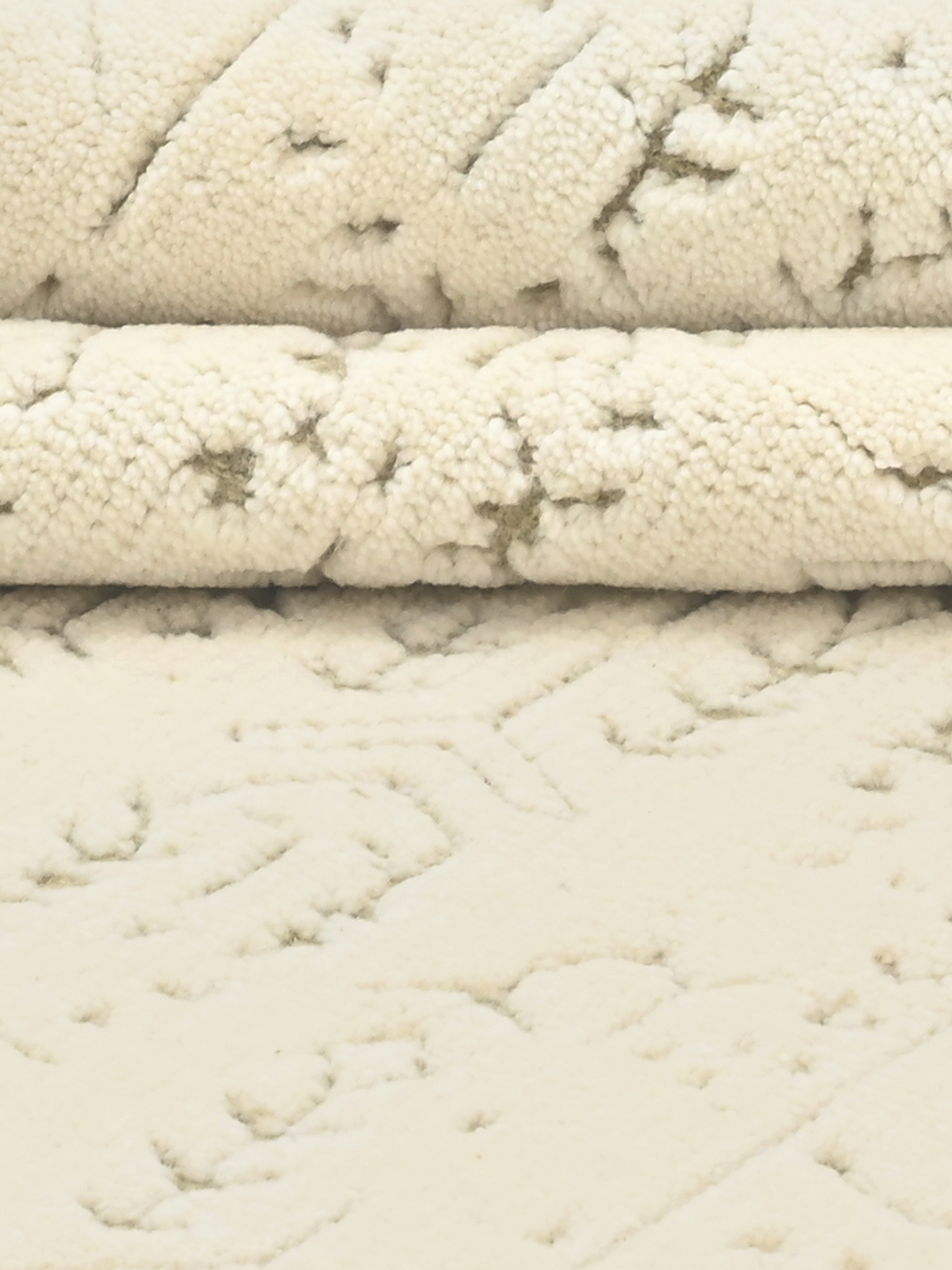 Saavi Hand-knotted Wool Rug