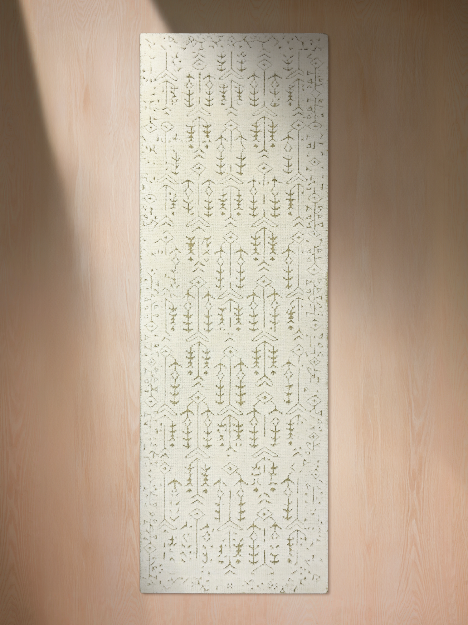 Saavi Hand-knotted Wool Rug