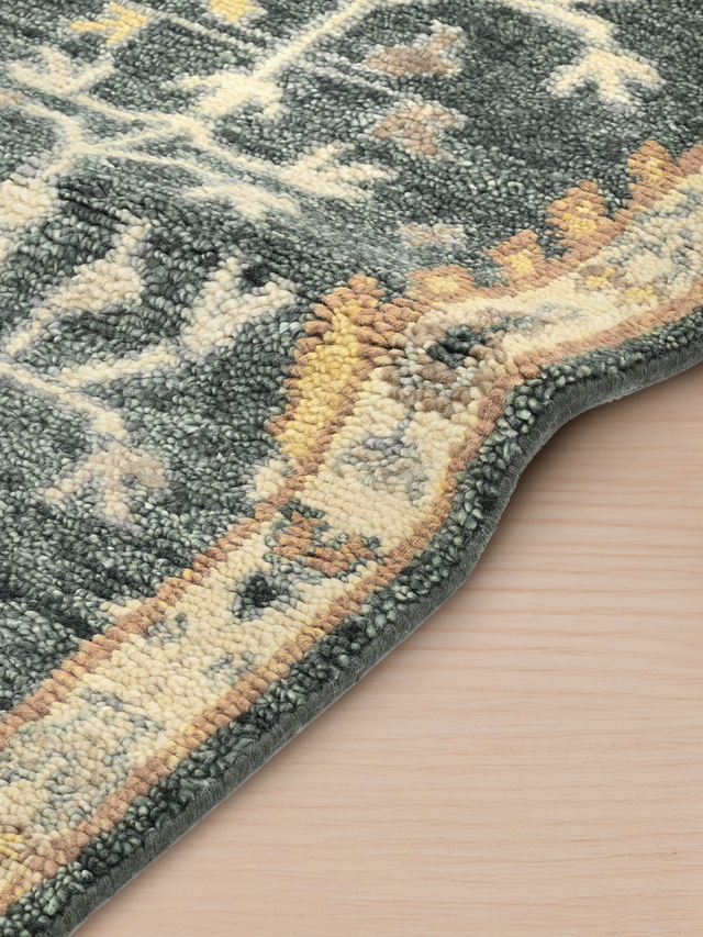 Midnight Garden Hand-knotted Wool Rug