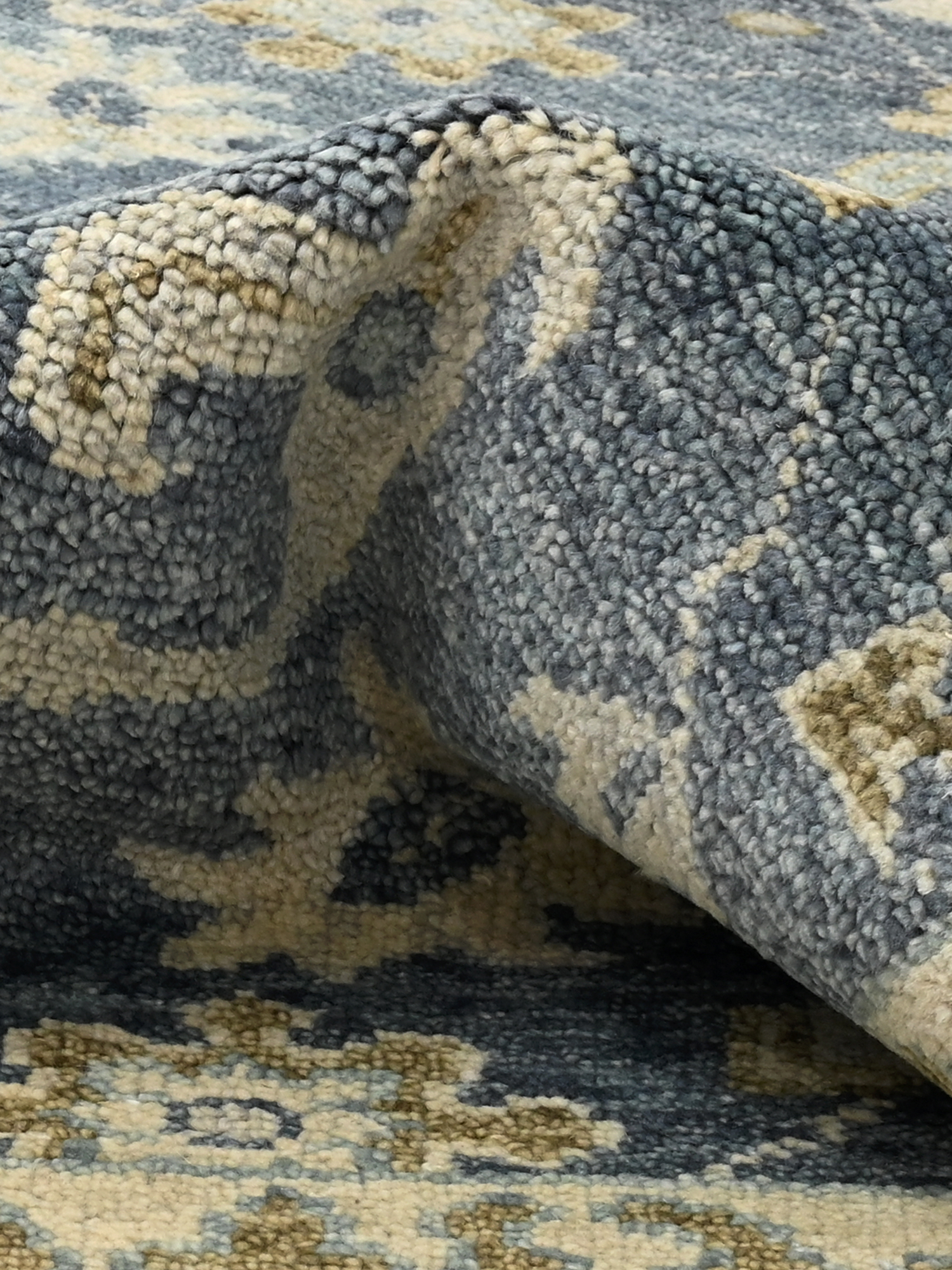 Bloomville Hand-knotted Wool Rug