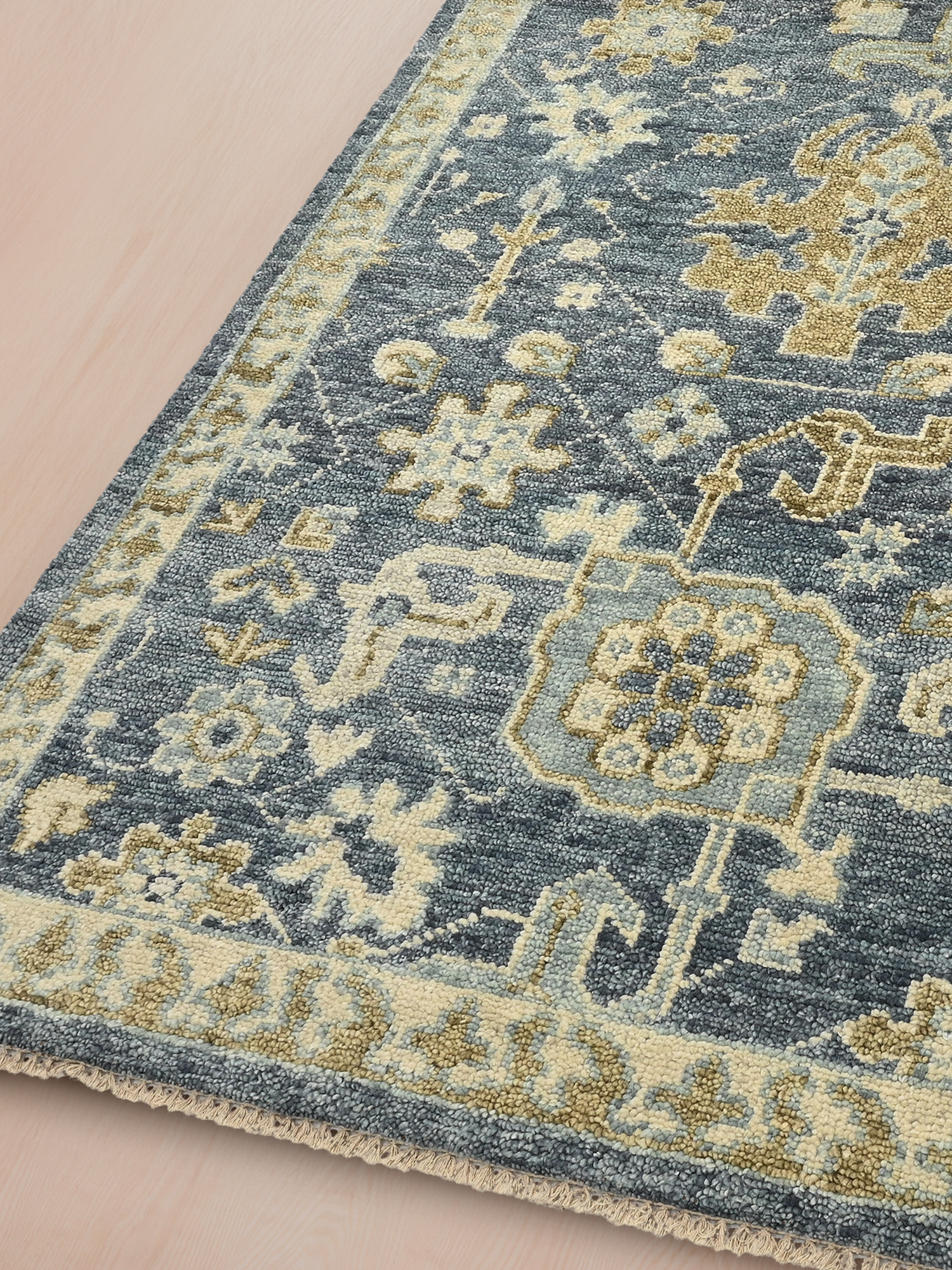 Bloomville Hand-knotted Wool Rug