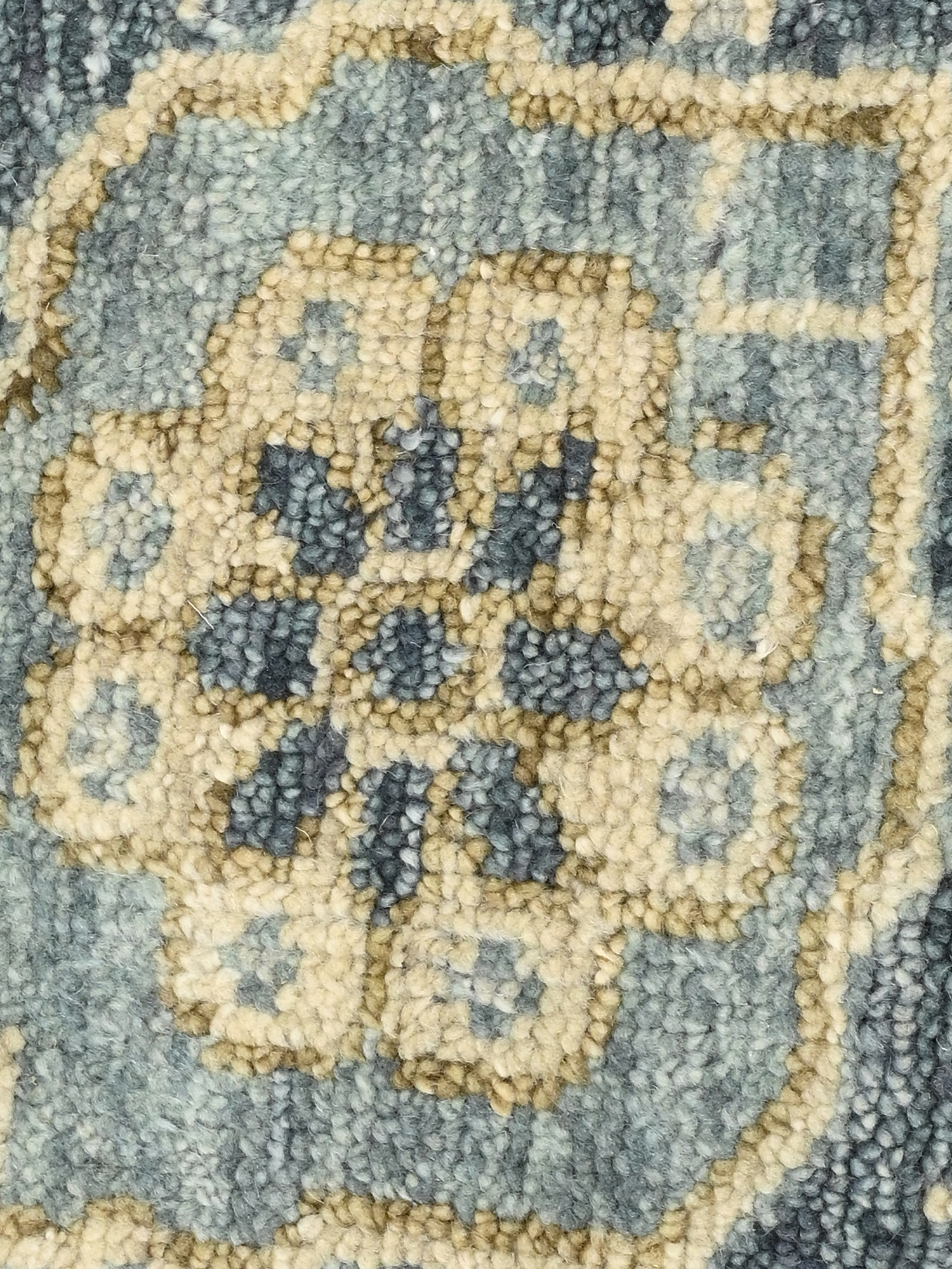 Bloomville Hand-knotted Wool Rug