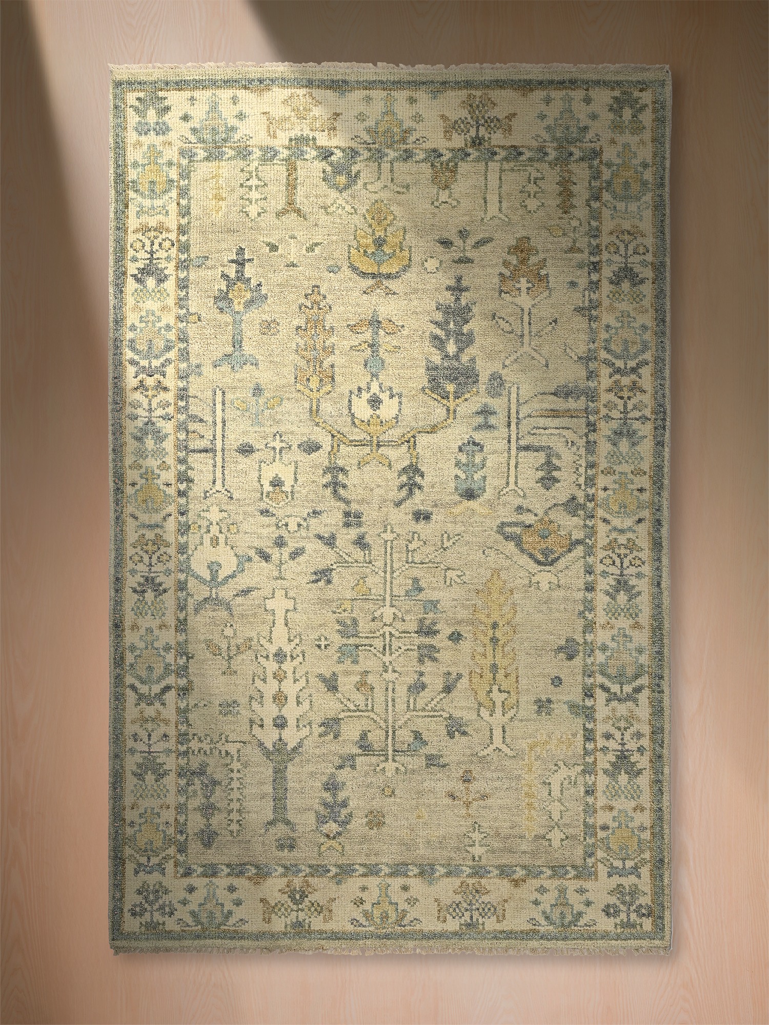 Fiza Hand-knotted Wool Rug