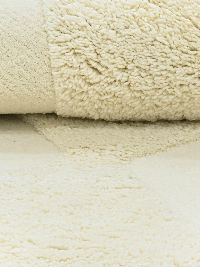 Naya Hand-tufted Ivory Wool Rug