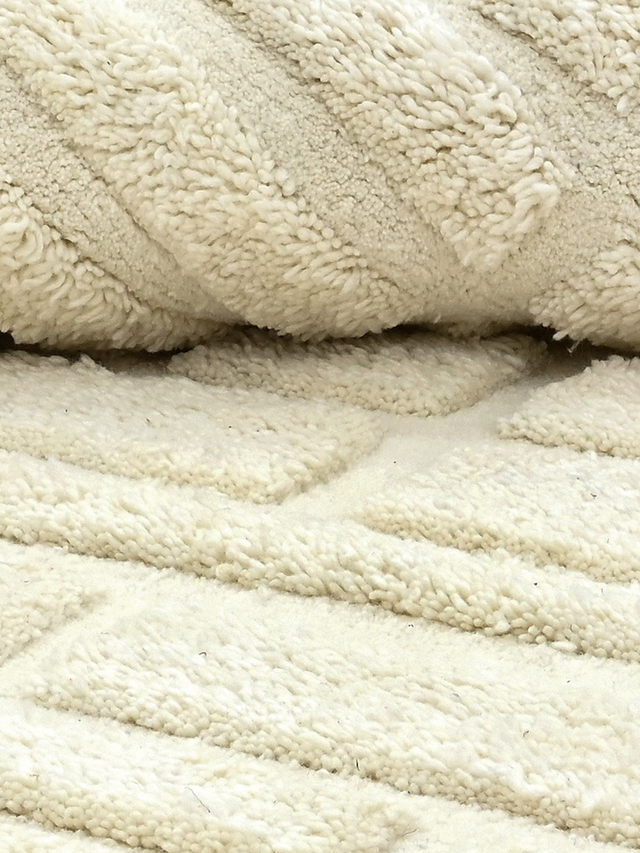 Lara Hand-tufted Wool Rug