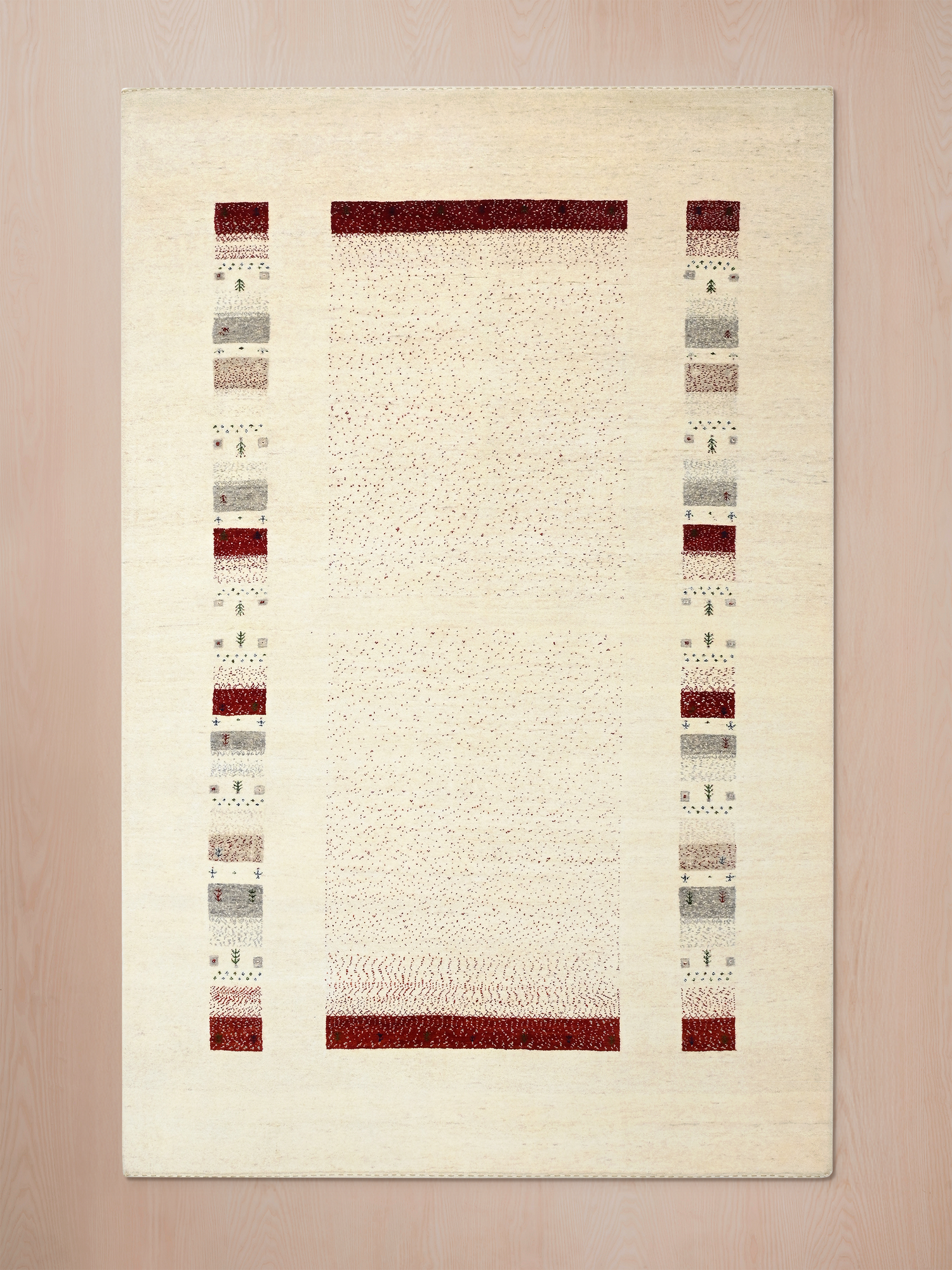 Urban Bohemian Heritage Hand-knotted Wool Rug