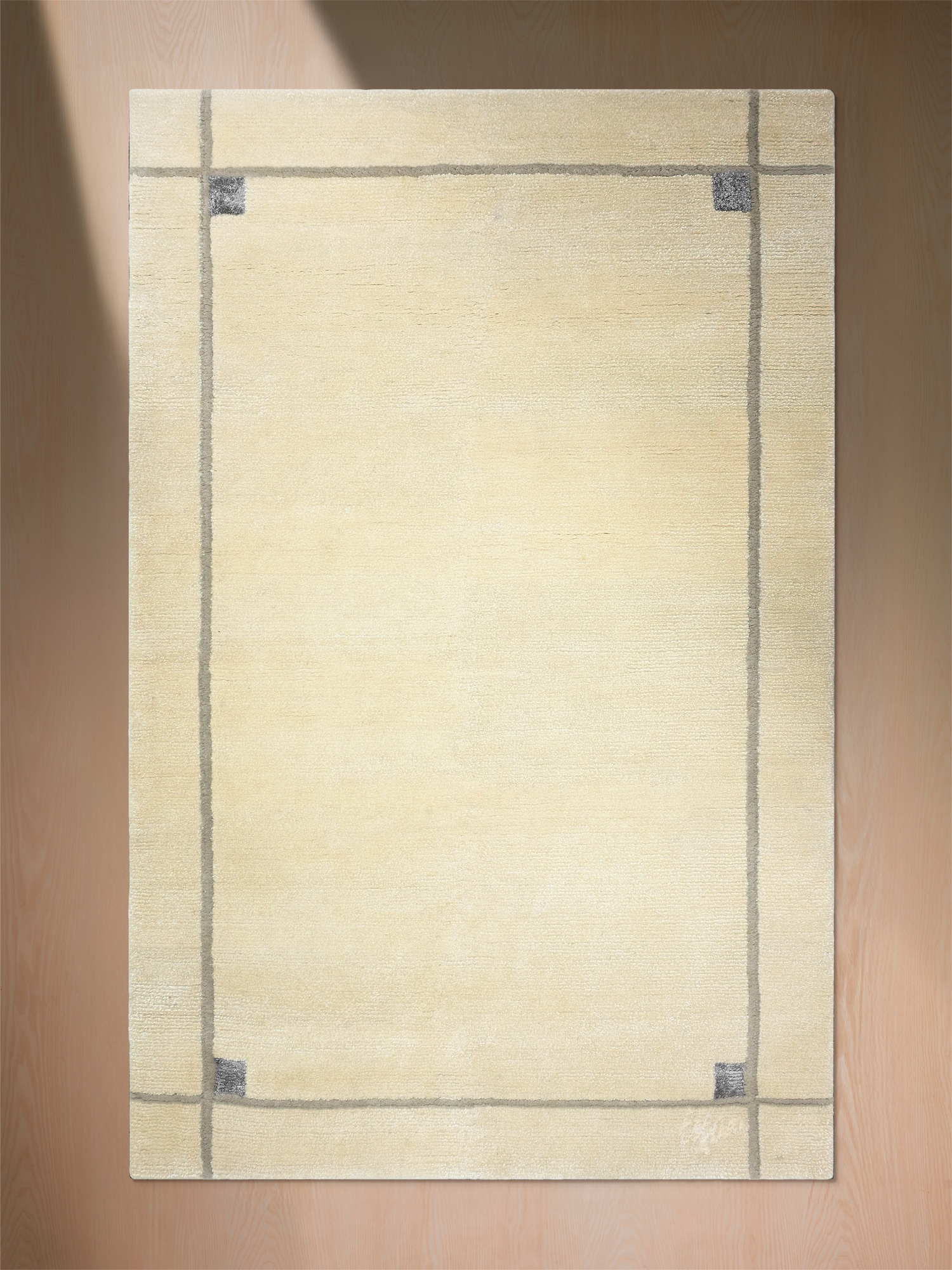 Alinaa Hand-knotted Wool Rug