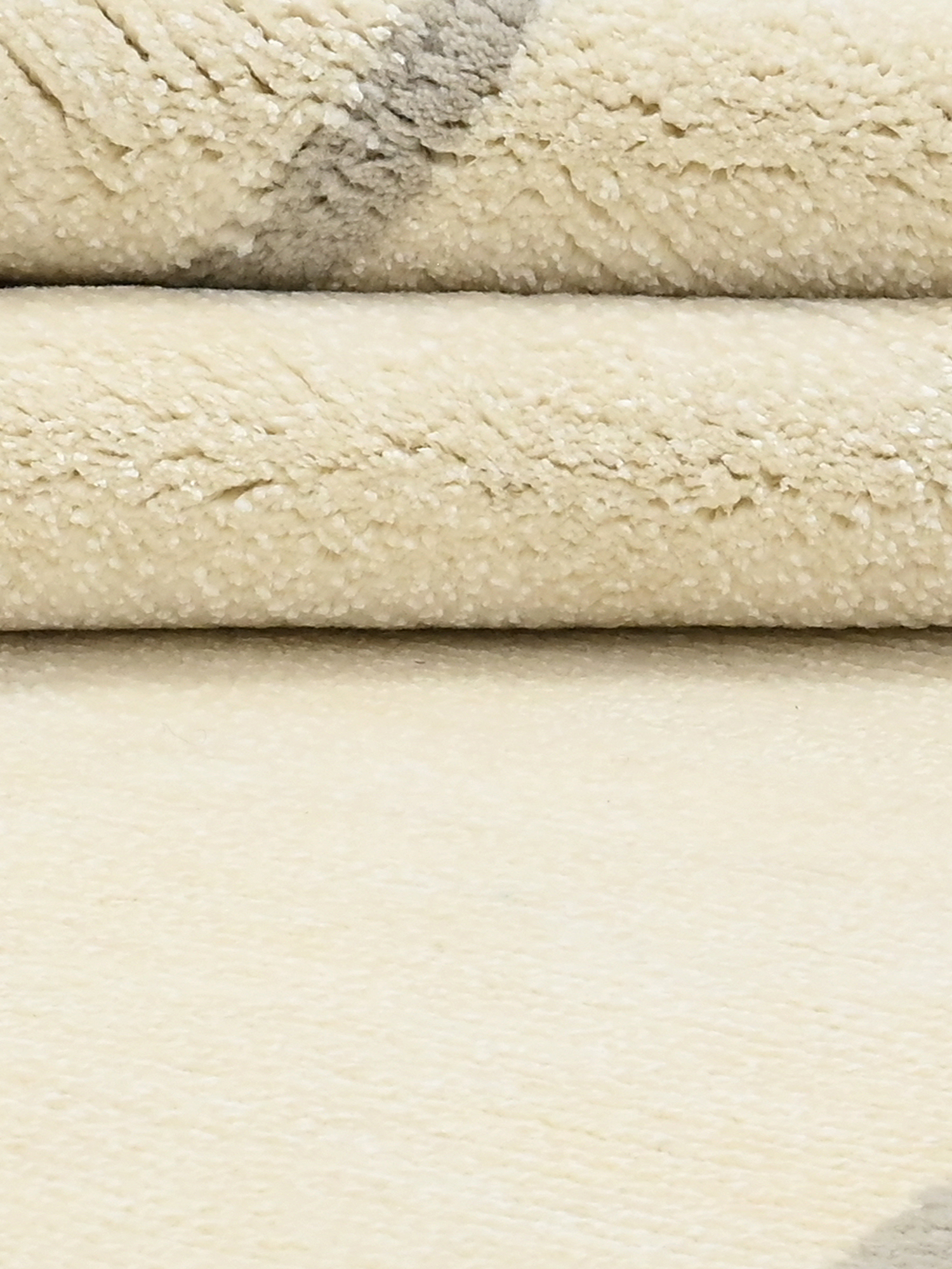 Alinaa Hand-knotted Wool Rug