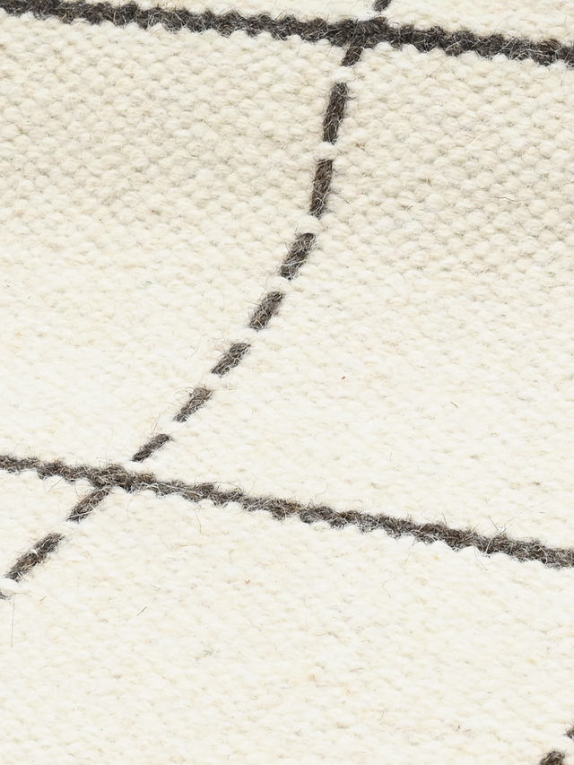 Nayab Hand-woven Round Wool Rug