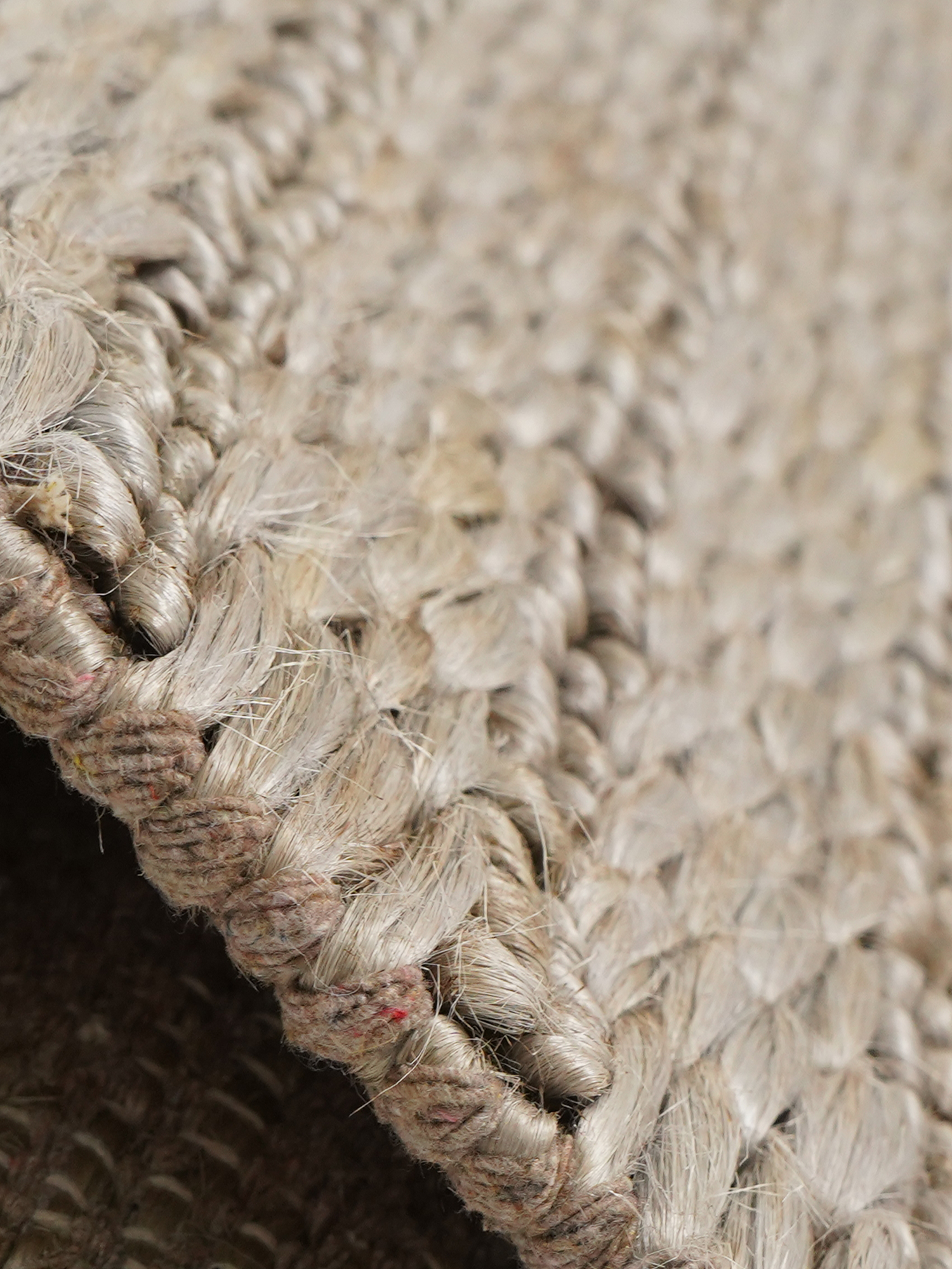 Aamil Hand-woven Jute Rug