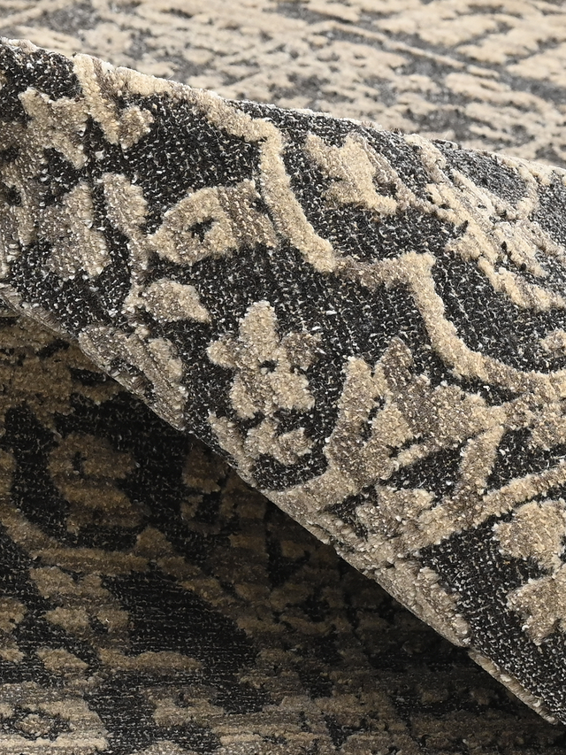 Nazneen Hand-knotted Wool-Silk Rug