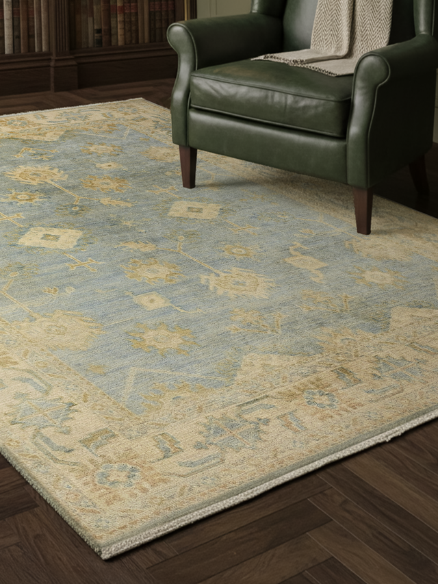 Verna Hand-knotted Wool Rug