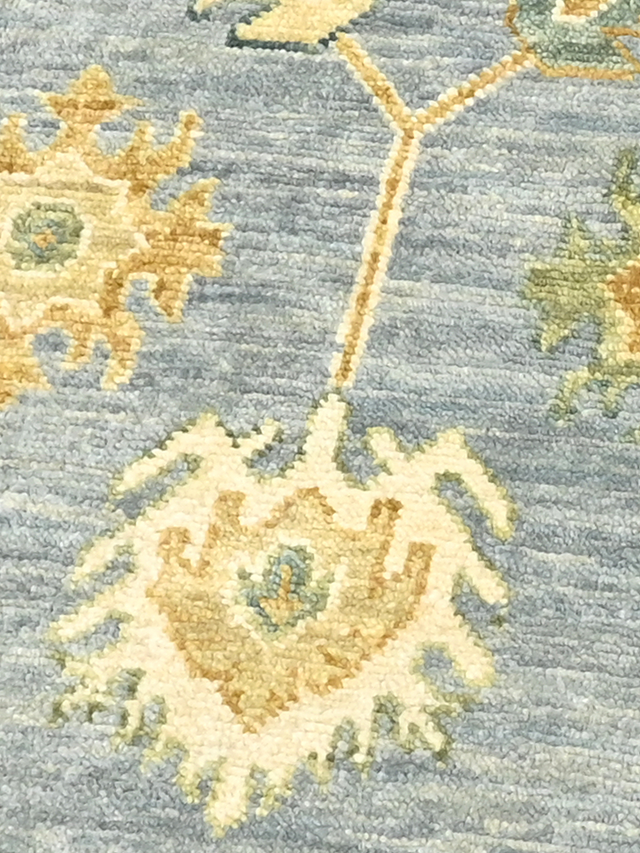 Dovie Hand-knotted Wool Rug
