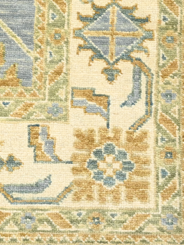 Dovie Hand-knotted Wool Rug