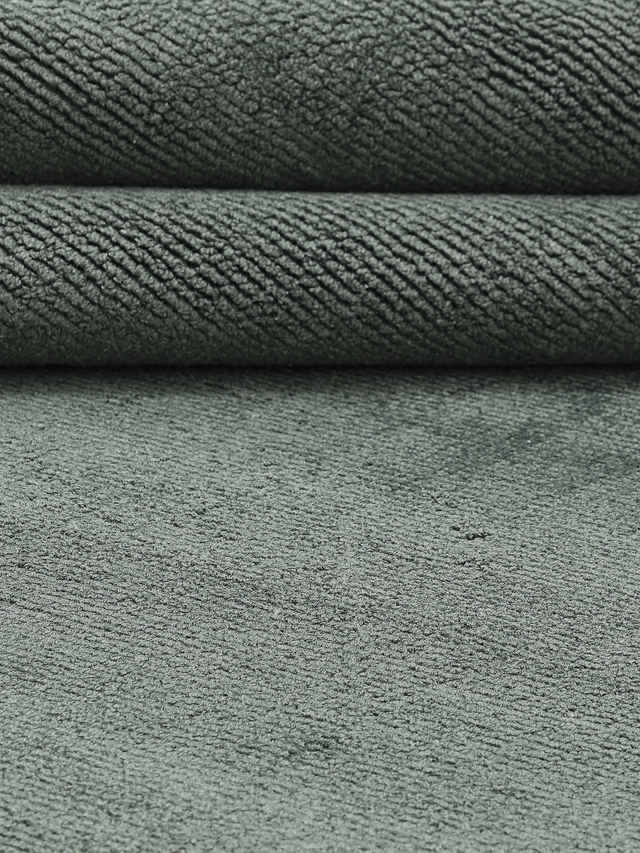 Aniera Hand-woven Scalloped Rug