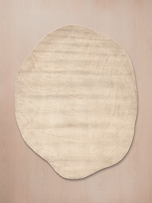 Siyana Hand-woven Organic Rug