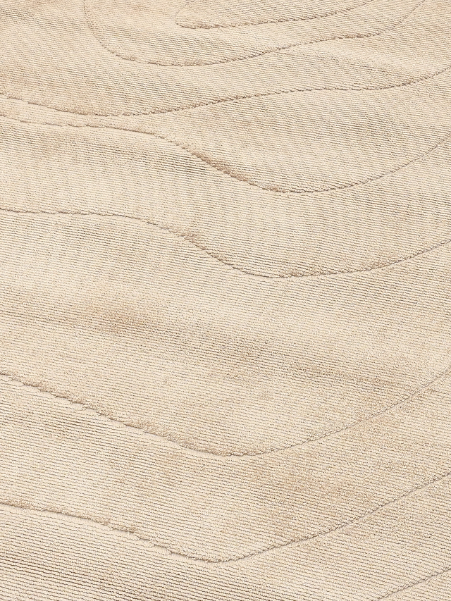 Siyana Hand-woven Organic Rug