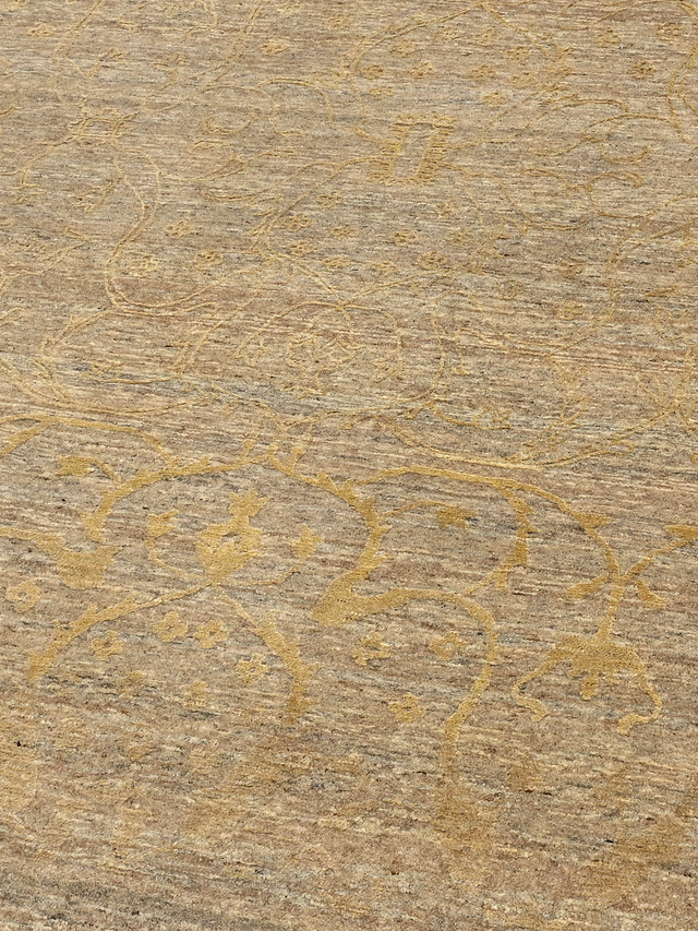 Lucid Hand-knotted Wool & Silk Rug