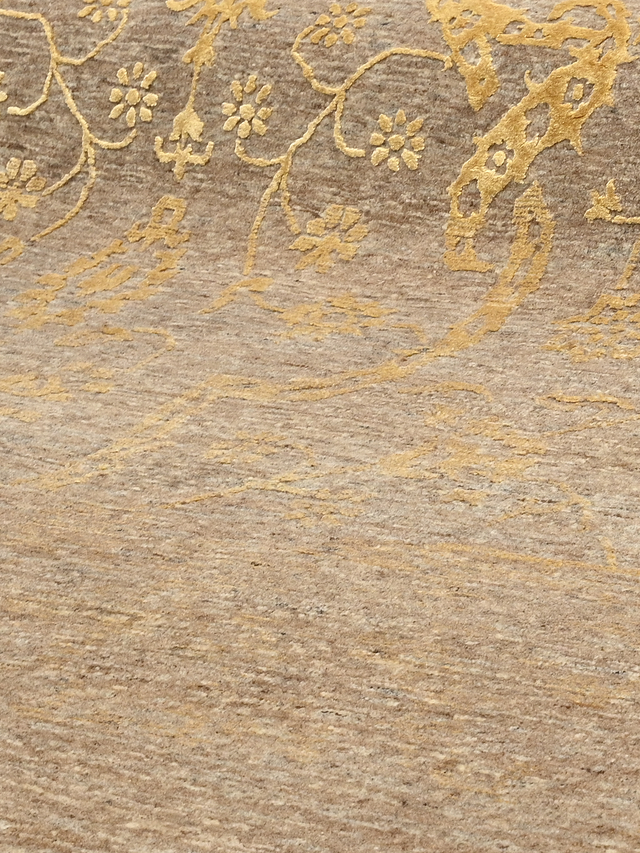 Aprezo Hand-knotted Wool & Silk Rug