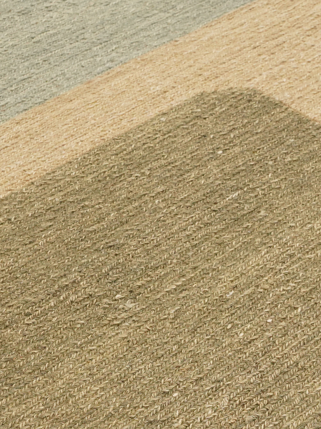 Pranaya Soumak Weave Hand-woven Wool Rug