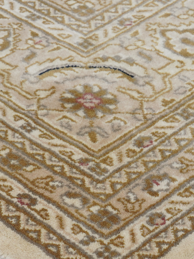 Milad Hand-knotted Wool Rug