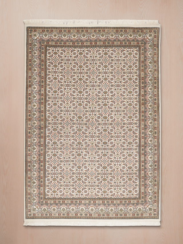 Aillie Hand-knotted Wool Rug