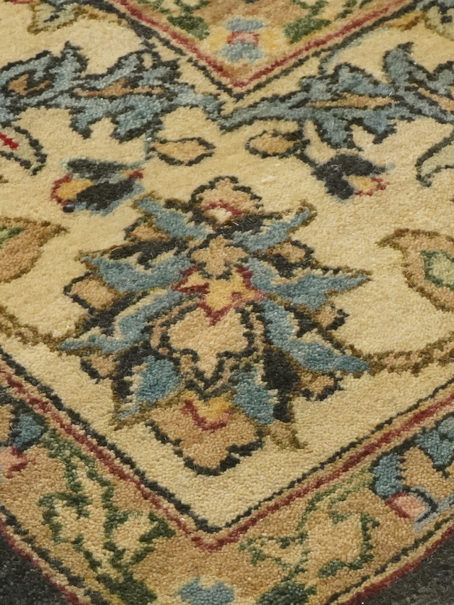 Georgina Hand-knotted Wool Rug