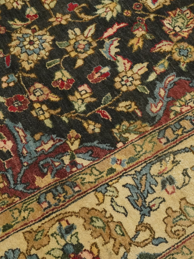 Georgina Hand-knotted Wool Rug