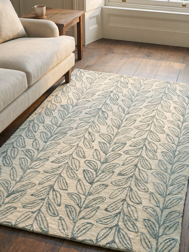 Blooming Blue Hand-tufted Wool Rug