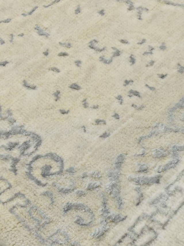 Gara Wool & Bamboo Silk Hand-Knotted Rug - Beige
