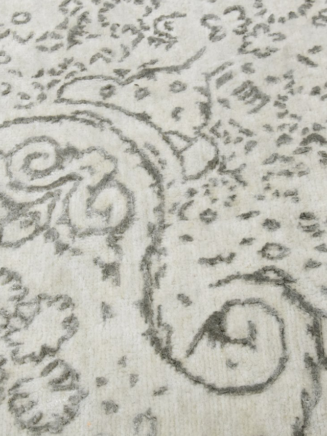 Gara Wool & Bamboo Silk Hand-Knotted Rug - Cream