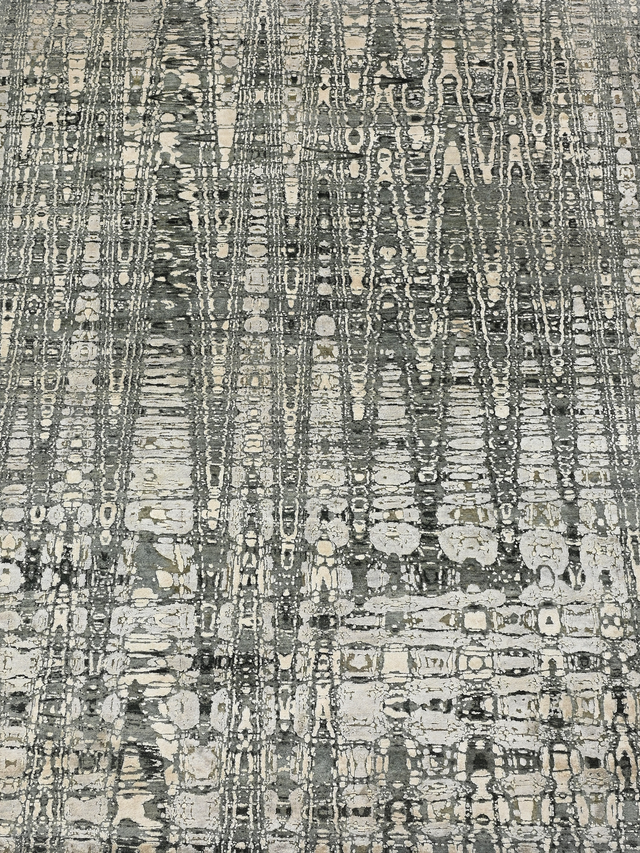 Kaelorn Hand-Knotted Wool & Bamboo Silk Rug - Charcoal