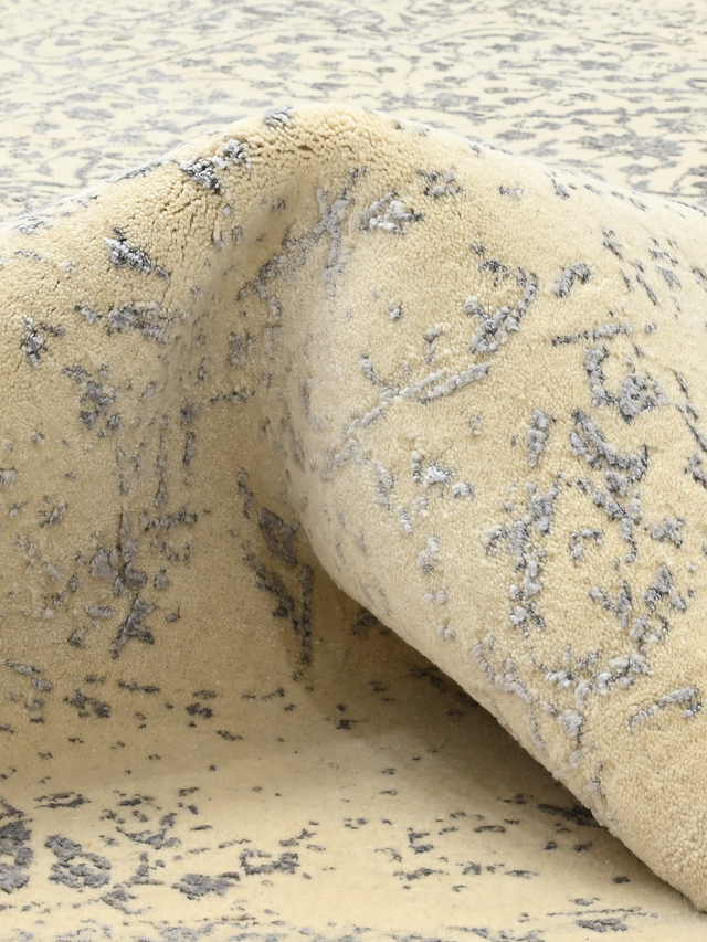 Maro Wool & Bamboo Silk Hand-Knotted Rug - Beige & Grey