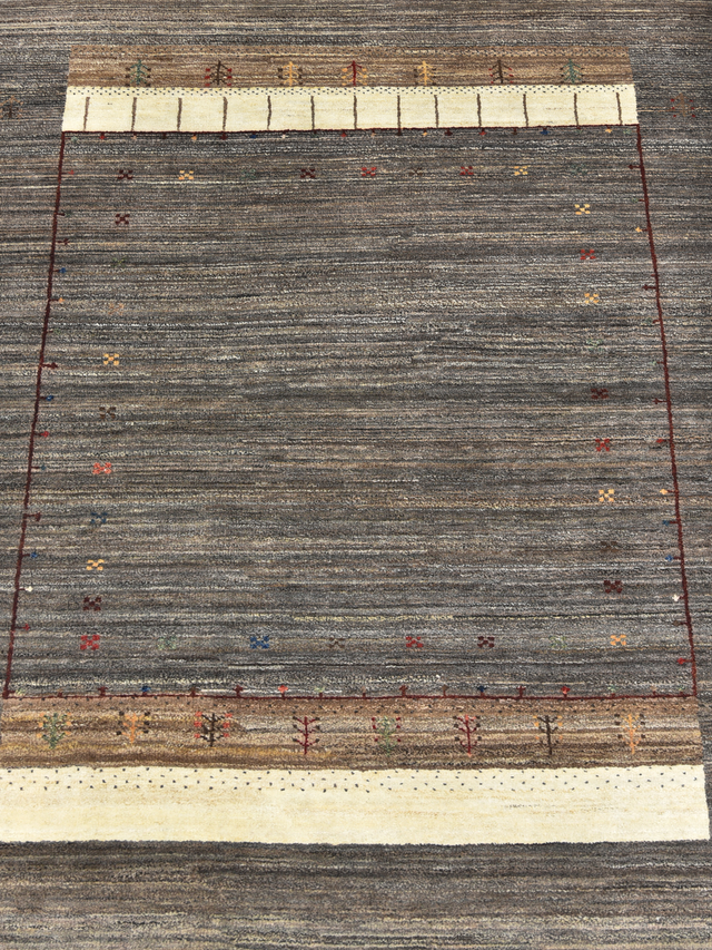 Talav Hand-Knotted Gabbeh Wool Rug – Grey Melange