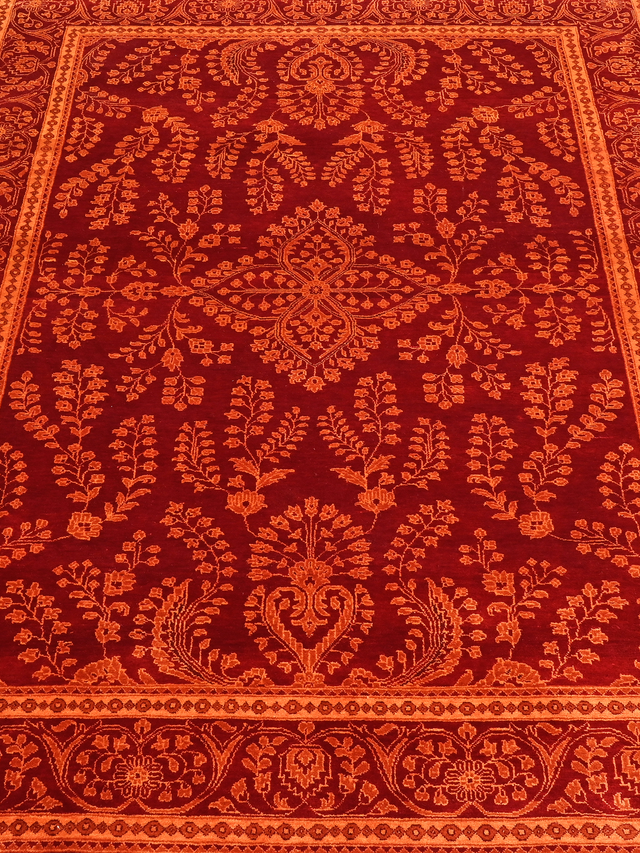 Sarukh Hand-Knotted Wool Rug - Red