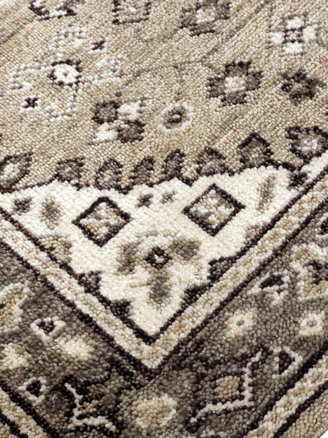 Dara Hand-knotted Wool Rug - Beige