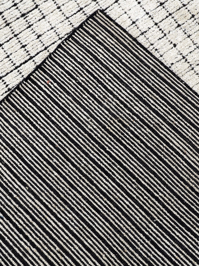 Ara Handloom Bamboo Silk Rug - Grey