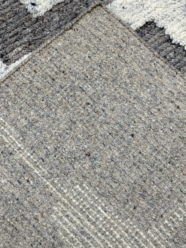 Neve Hand-knotted Wool Rug - Beige