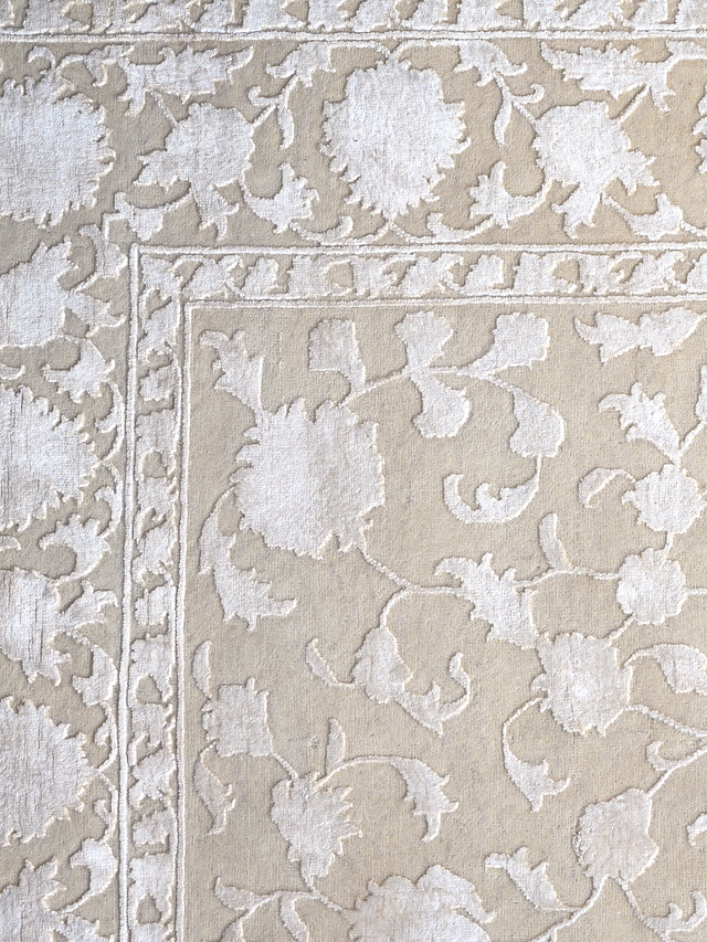 Soren Hand-knotted New Zealand Wool Persian Rug - Cream