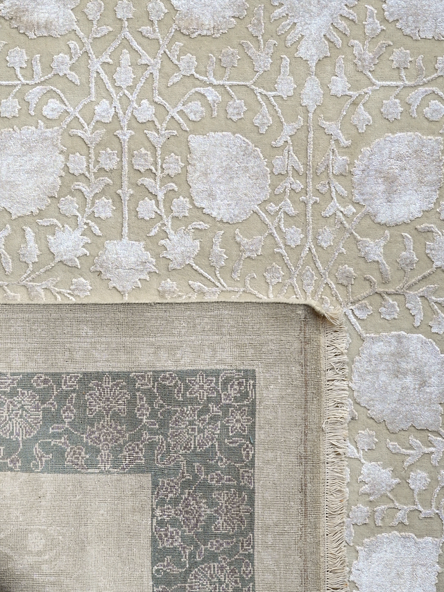 Mirael Hand-knotted New Zealand Wool Rug - Beige