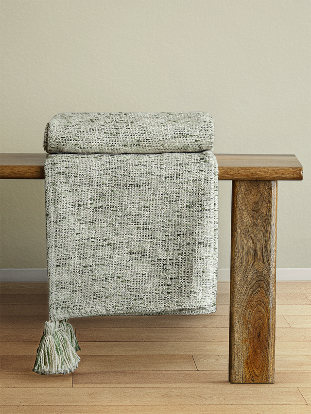 Elisha Minimal Throw